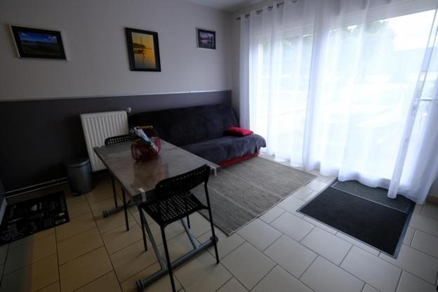 Logement Entre Chambord Et Le Zoo De Beauval Apartment Contres  Exterior photo